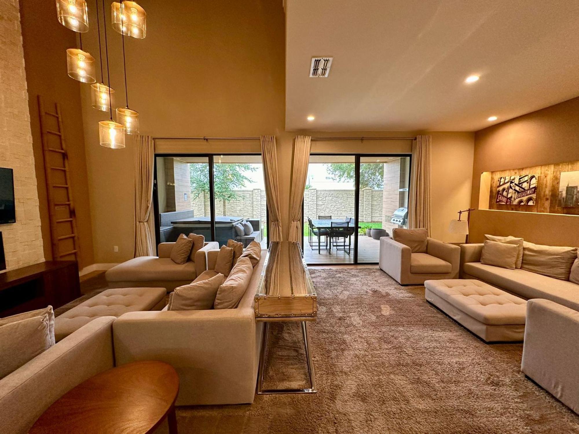 Luxury Home In Orlando With Private Hot Tub - 7 Min From Disney Parks - 3 Bedrooms And 4 Bathrooms! Zewnętrze zdjęcie